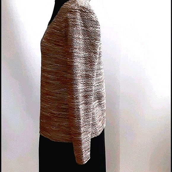 3/$15 🎄or FREE JJill Crinkle Ribbon Top Sophisticated Neutralmarbled design co - Picture 8 of 9